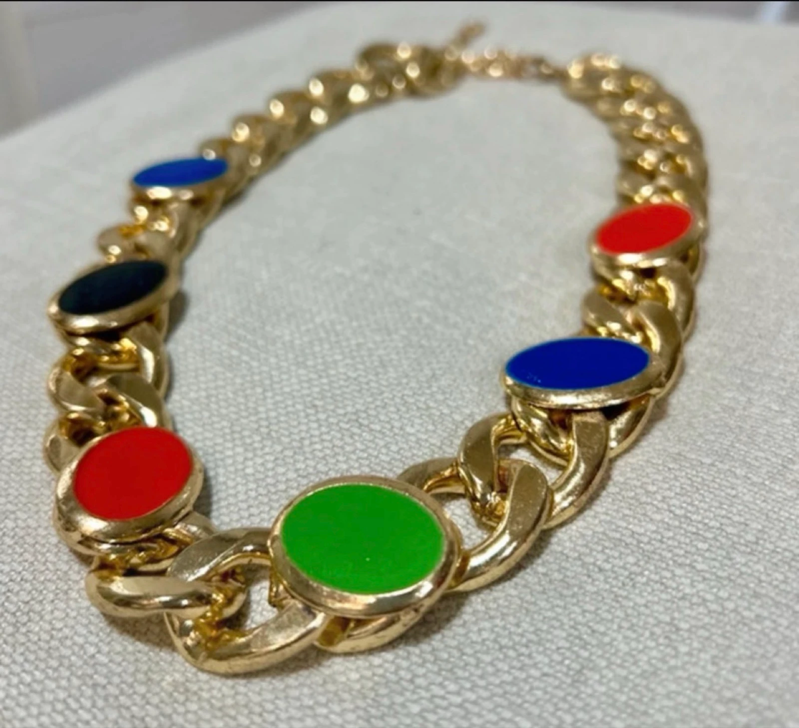 H&M gold-tone chunky chain necklace with colors – photo 2
